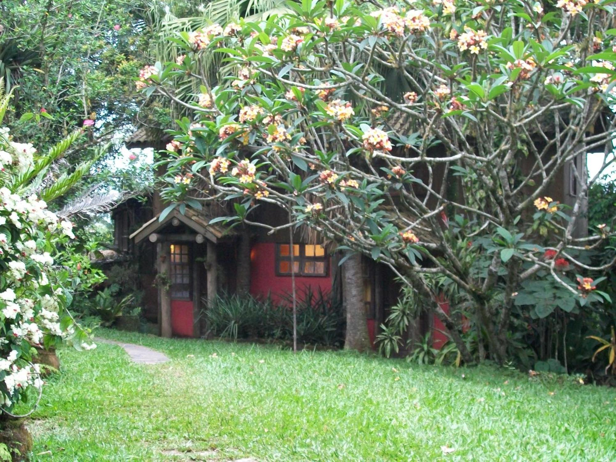 Regina Guest House Praia do Rosa Oda fotoğraf